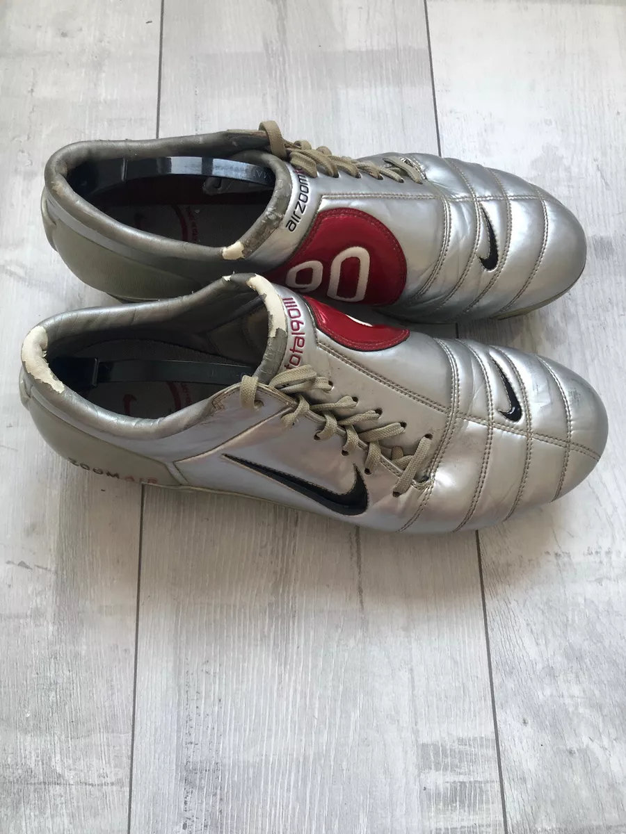 Nike total 90 red sales