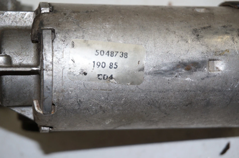 Chevy Corvette C4 1984-1987 motor limpiaparabrisas sin cubierta 5048738 Foto 4 de 4