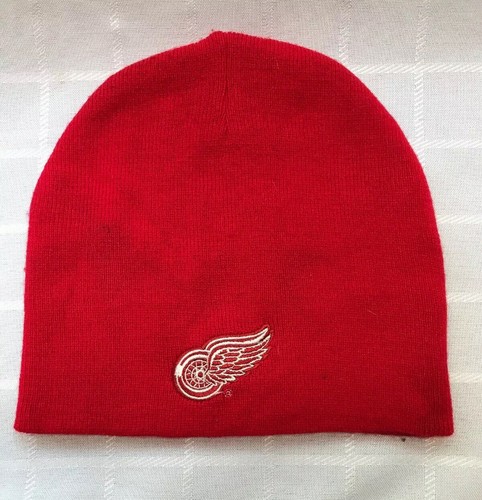 Knit Sports Hat Skull Beanie Winter Ski 