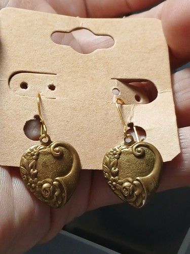 Pendientes colgantes de alambre de riñón corazones victorianos de latón antiguos de colección