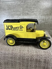 Ertl 1/25 1913 Ford Model T Van J.C. Penney Diecast Coin Bank w/ Key 1354