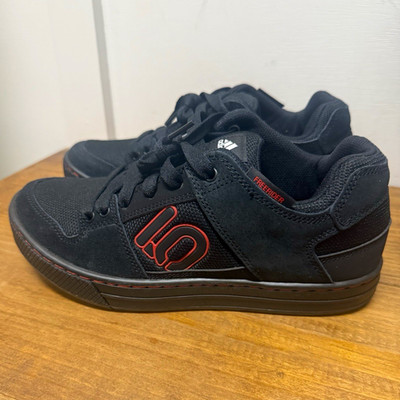 Adidas Five Ten Freerider shoes featuring a black men s 8.5