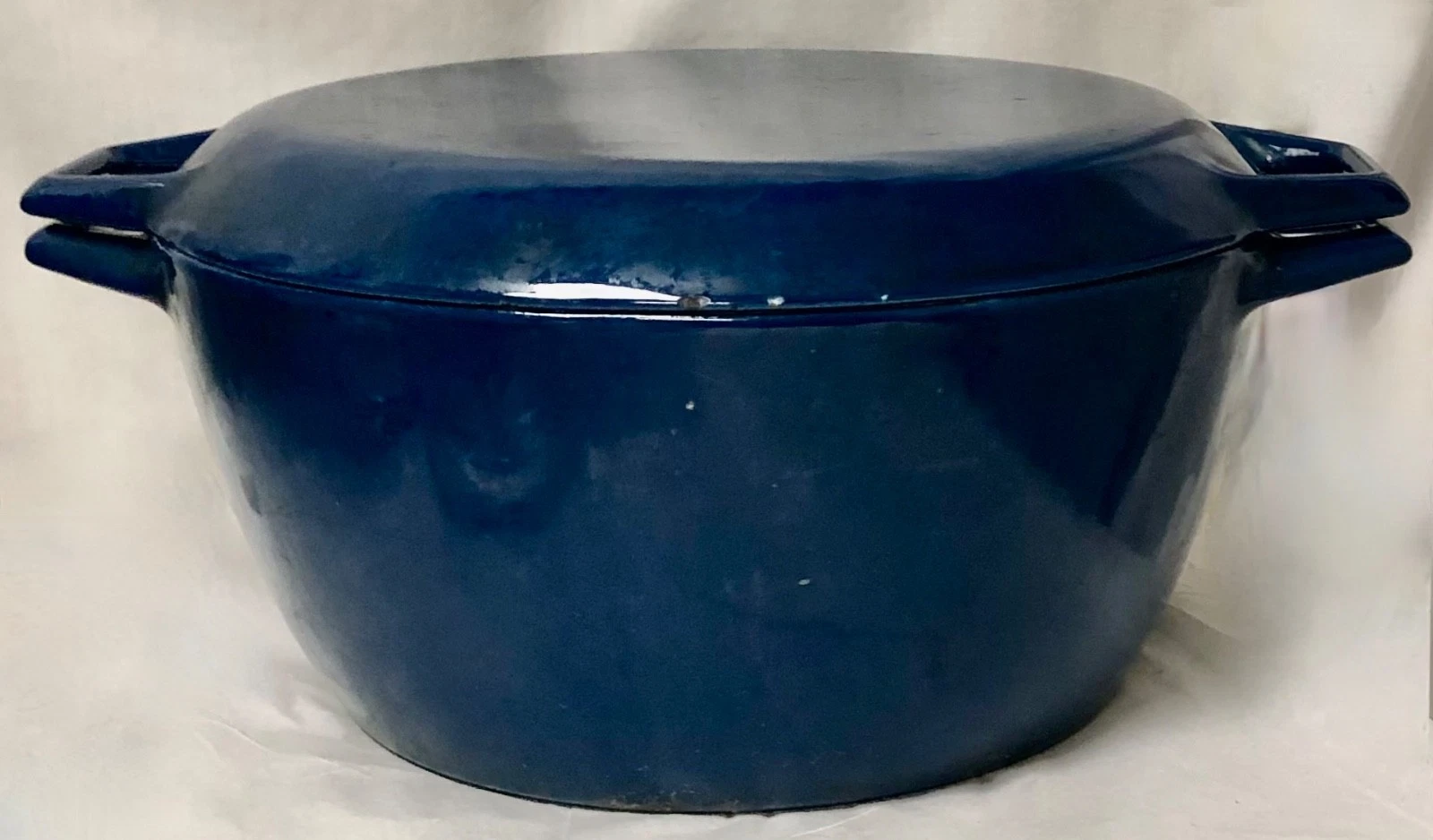 COPCO D3 DEEP BLUE ENAMEL CAST IRON VINTAGE DUTCH OVEN COVERED POT
Opens in a new window or tab