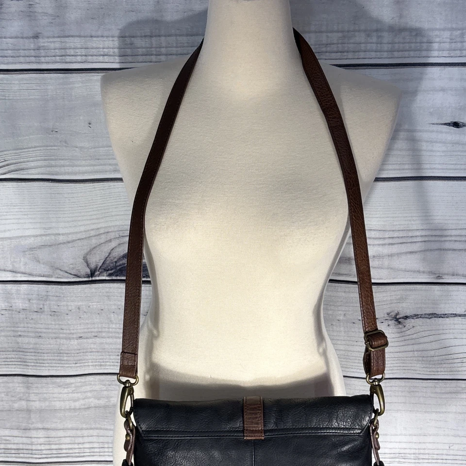Vintage VTG 80’s 90’s Y2K Style Crossbody Leather Purse Shoulder Bag Brass Clasp - Image 4 of 4