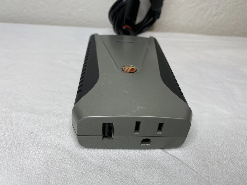 Inversor de potencia delgado 100 W automático/aire TARGUS APV10US1 Foto 2 de 4