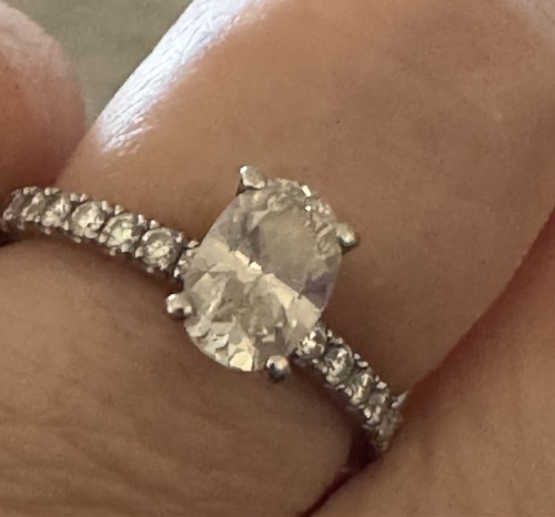 Diamond Engagement Ring - Picture 6 of 7