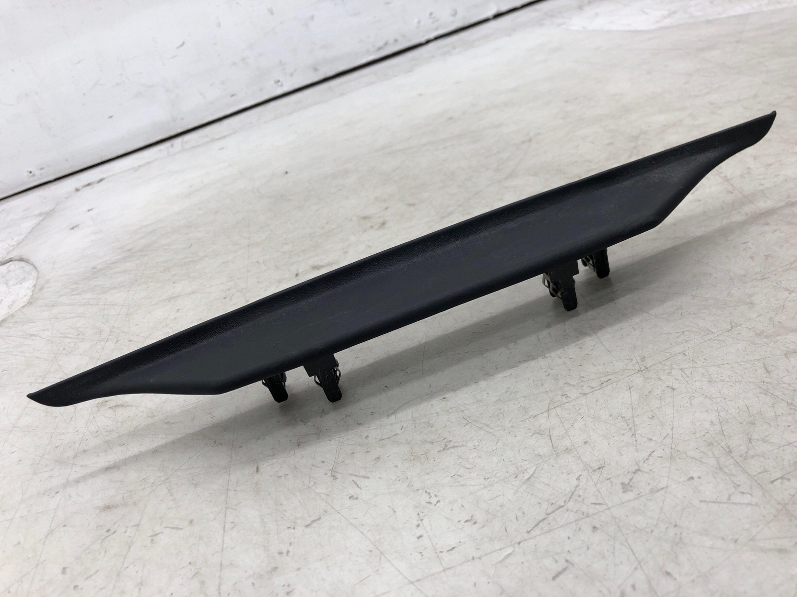 2020-2023 ASTON MARTIN VANTAGE CONSOLE REAR TRIM PANEL COVER BLACK LEATHER OEM