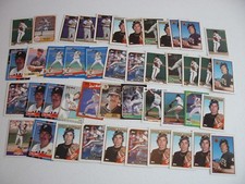 LOT OF 400  BOB WALK CARDS WITH 1 ROOKIE CARD