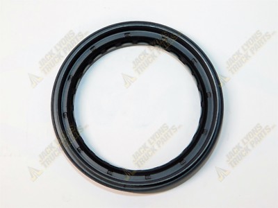 P0139976646 New Axle Alliance INPUT SHAFT SEAL RT40-4N | eBay