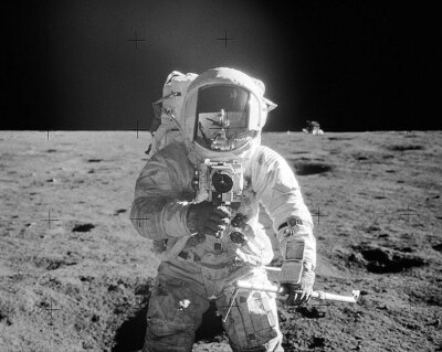APOLLO 12 ASTRONAUT ALAN BEAN LUNAR SURFACE PHOTOGRAPH PHOTO PRINT
