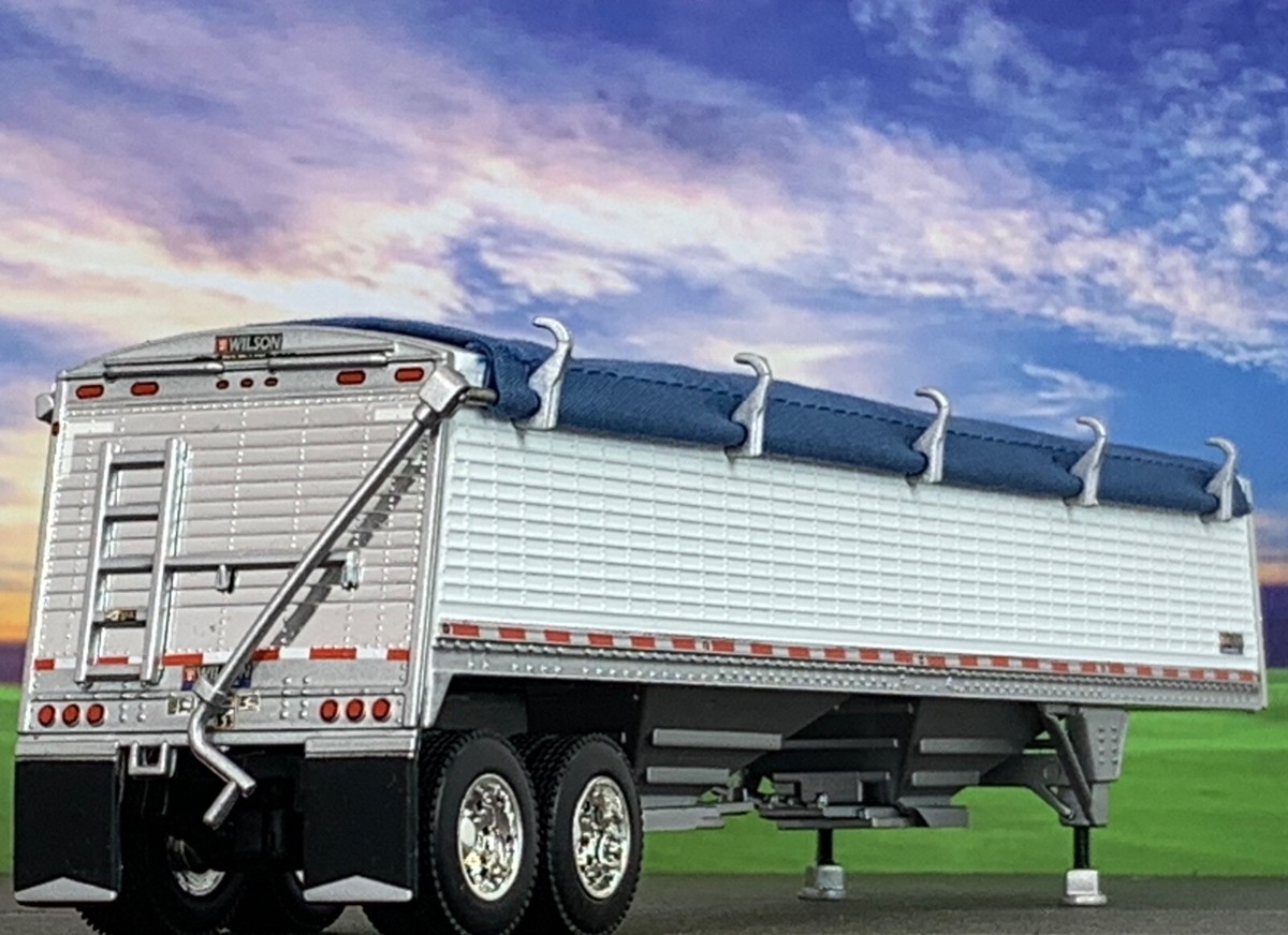 1/64 DCP WHITE WILSON COMMANDER GRAIN TRAILER W/ BLUE TARP | eBay