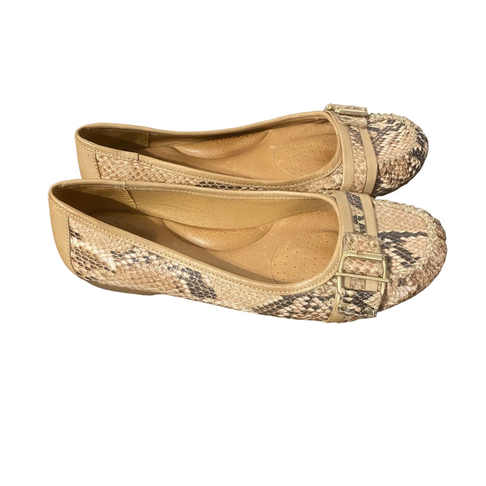 Nurture Women’s Loafer Size 9.5 Snakeskin Flat Comfort - Image 2 of 4
