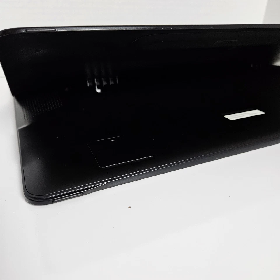 Samsung Galaxy View SMT677A 64GB WiFi 4G ATT with Stand  Charger Bundle G3D - Image 4 of 4