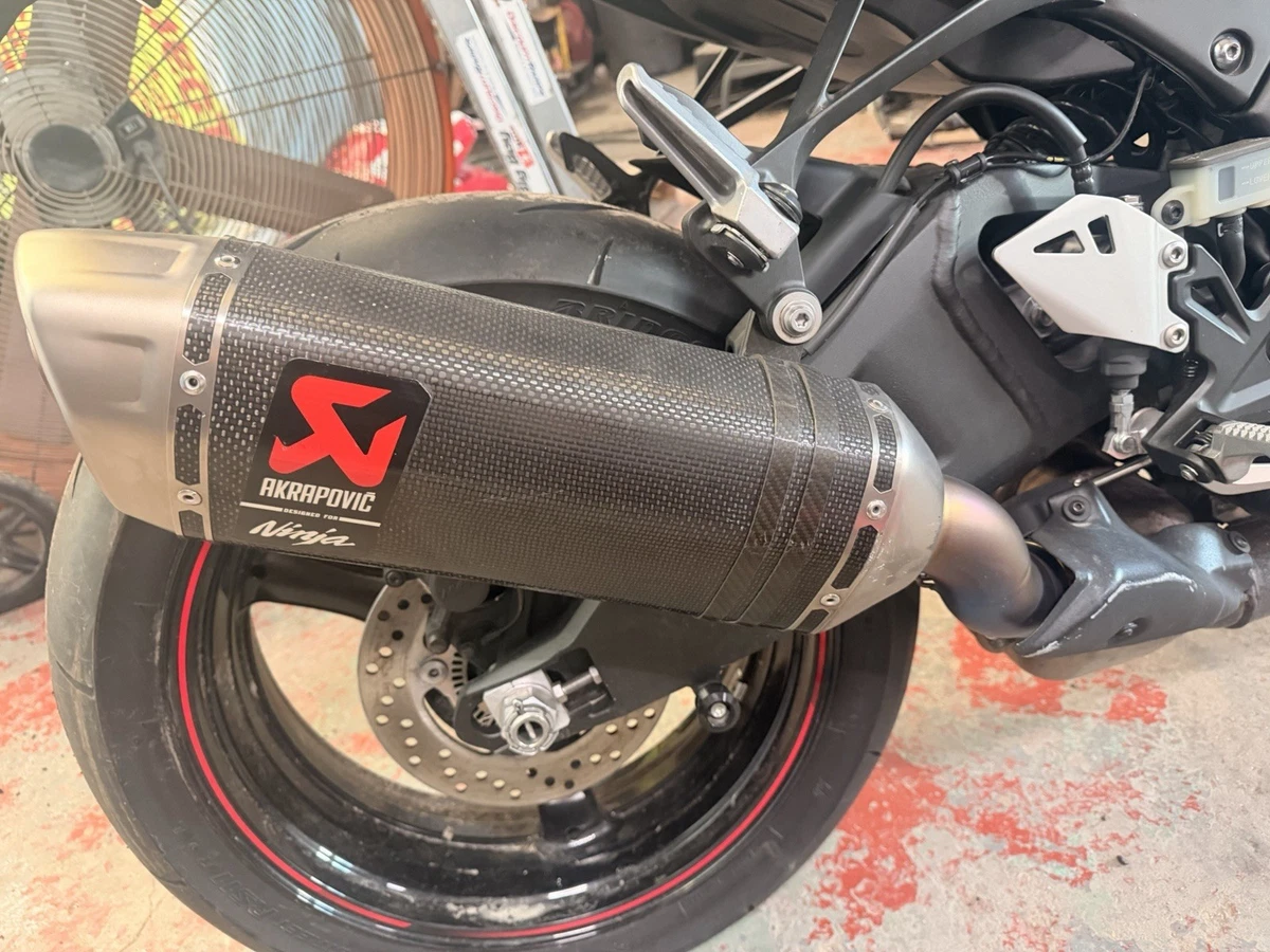 Preços baixos em Sistema de Exaustão AKRAPOVIC Motocicleta