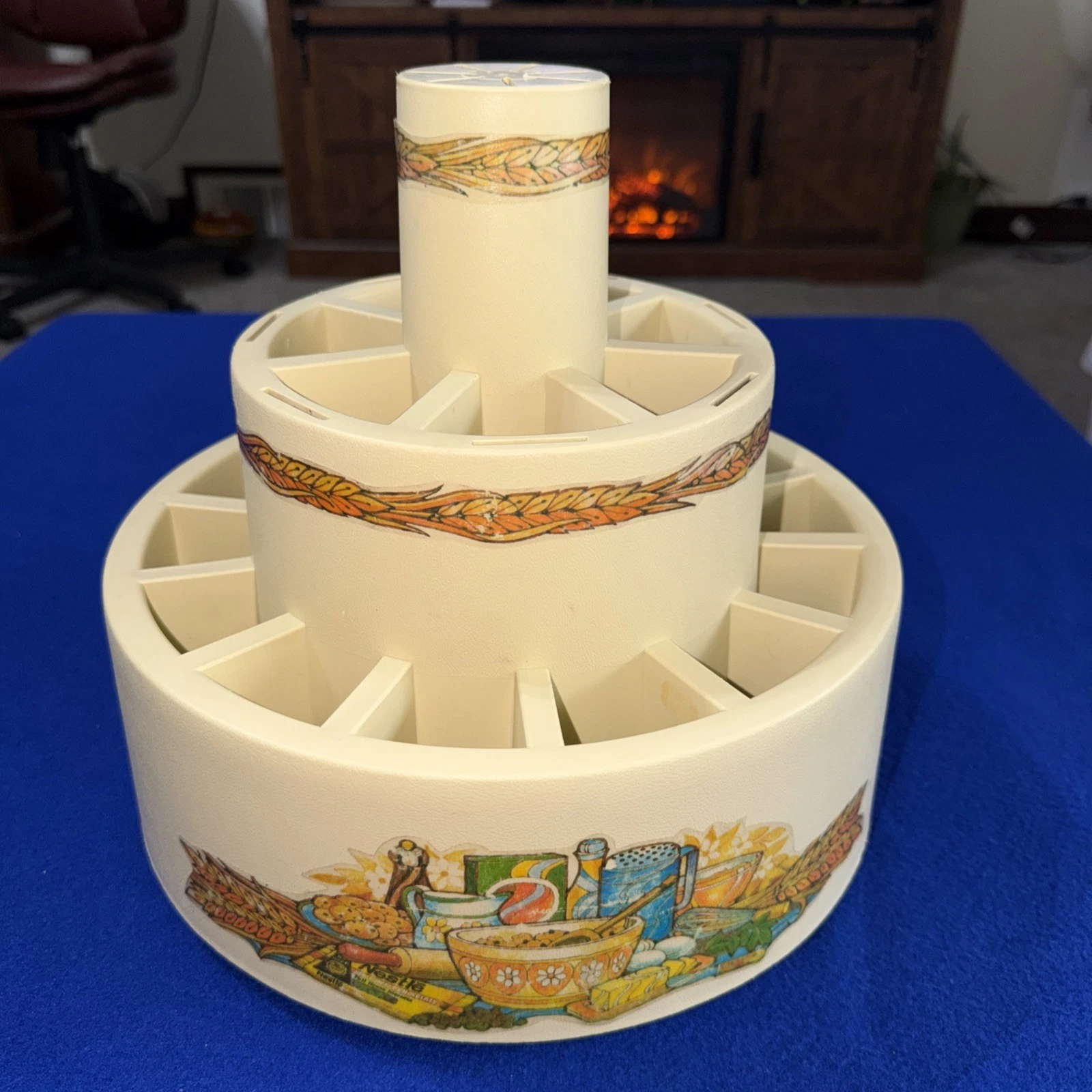 Vintage Kitchen Carousel Organizer Nice Condition / Vintage Garden way carousel