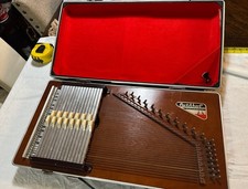 Vintage Rhythm Band PortAharp 15-Chord Attache Case Autoharp Port A Harp