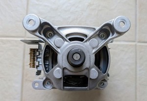 Bauknecht Super Eco 6410 Antrieb Motor Waschmaschine Waschmaschinenmotor