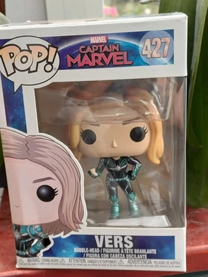 FUNKO POP - CAPTAIN MARVEL - VERS (avec sa tete branlante) n° 427 - 2018 - Photo 1/4