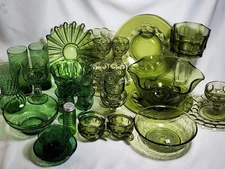 Vintage Anchor Hocking AVOCADO Green Glass CHIP & DIP Scalloped 2 Bowl Set