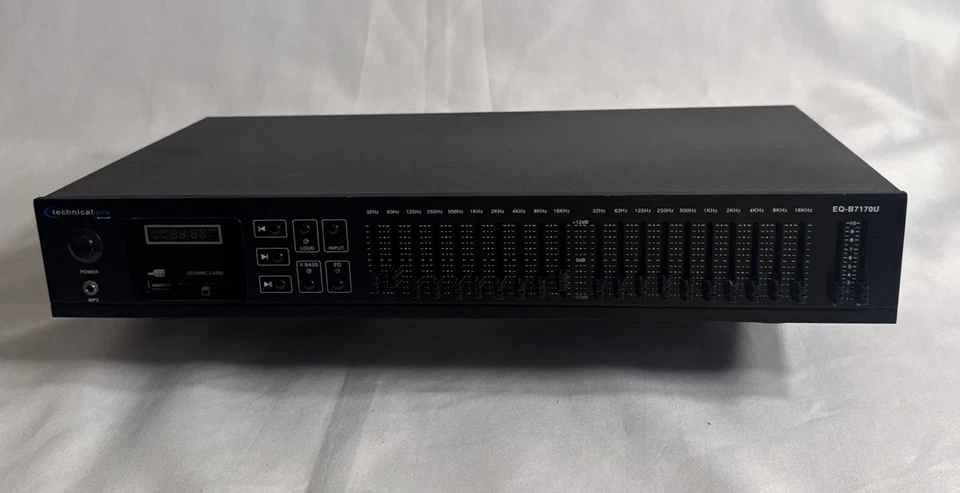 Technical Pro EQB7170U Graphic EQ mit USB gebraucht