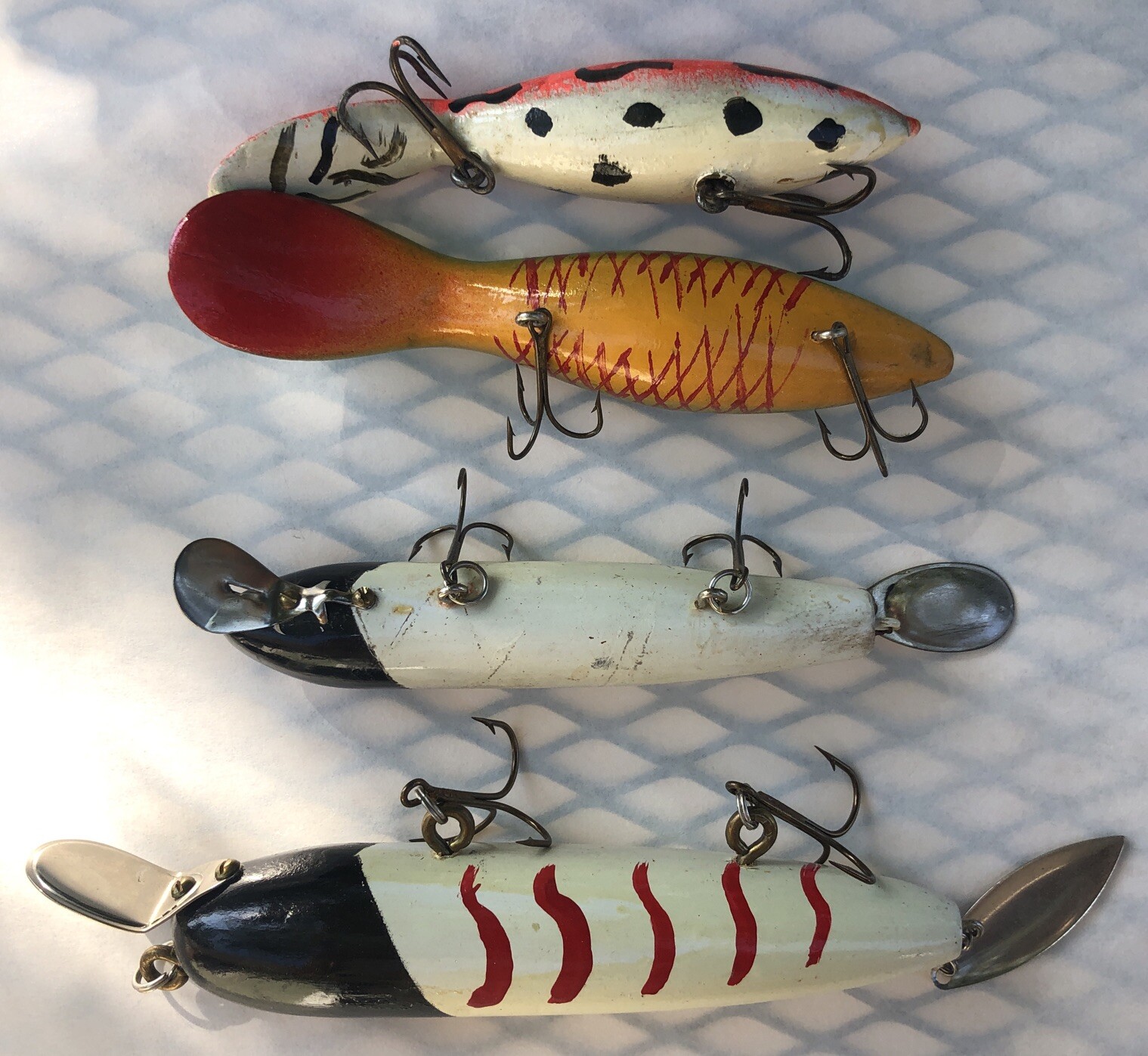 Musky Pike Wood Collectable Fishing Lures Plugs  Lot Of 4 S10 - Image 5