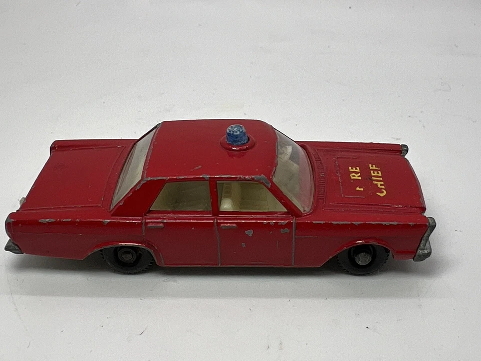 Lesney Matchbox 55 59 Custom Ford Galaxie Red Fire Chief Car Blue Light IOB - Image 3 of 4