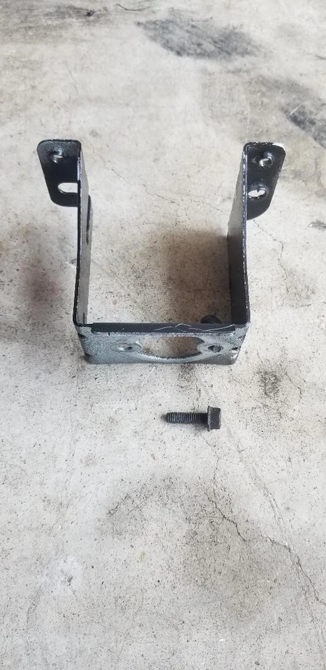 Монтажный кронштейн и адаптер карбюратора 625EX 150 куб. см - Изображение 2 из 4