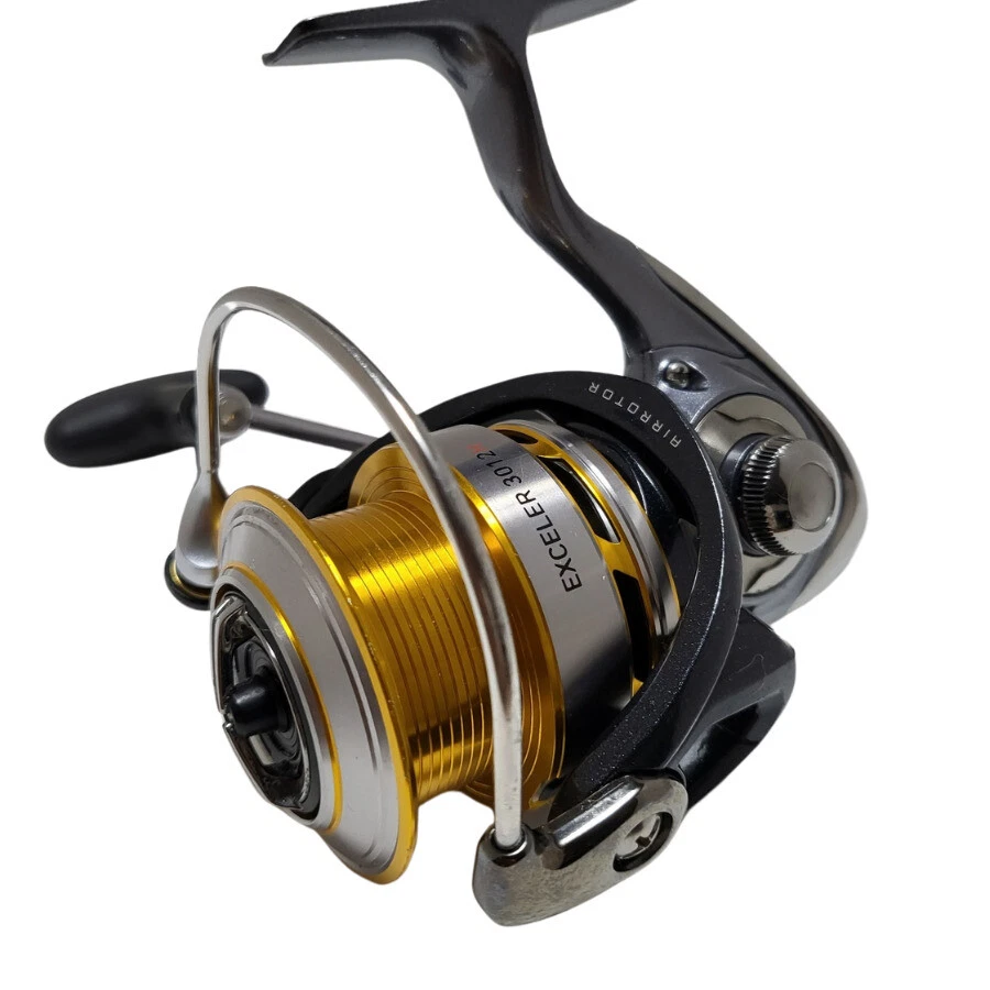 Daiwa 17 Exceller 3012H Fishing/Fishing/Fishing Gear Spinning Reel Right Handle