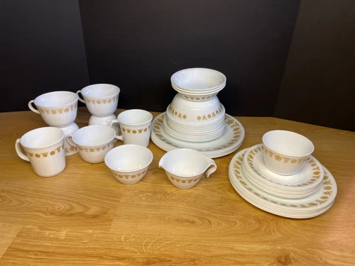 Corelle Butterfly Gold Vtg 45 Pcs Dinner  Set Mixed PYREX Lot. Assorted Sizes