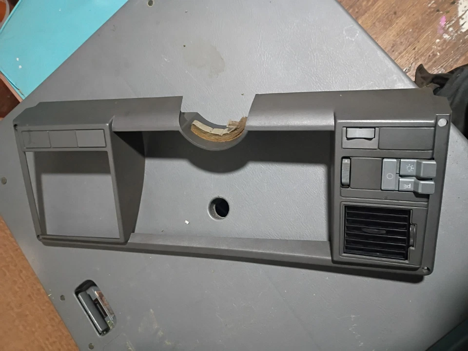 Camión Chevy 1500 Silverado GMC Sierra 1988-1994 tablero suburbano bisel gris Foto 4 de 4