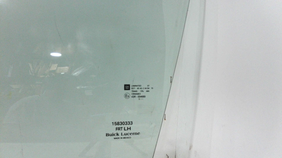 2006-2011 Buick Lucerne Driver Front ,Left Door Glass Window - Image 2 of 4