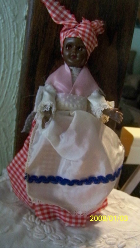 VINTAGE SOUTHERN BLACK FEMALE LADY DOLL PLAID SKIRT HEADSCARF APRON EYES OPEN