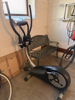 Kettler Crosstrainer Ellipsentrainer Stepper Verso 100 Schwarz Silber Fitness
