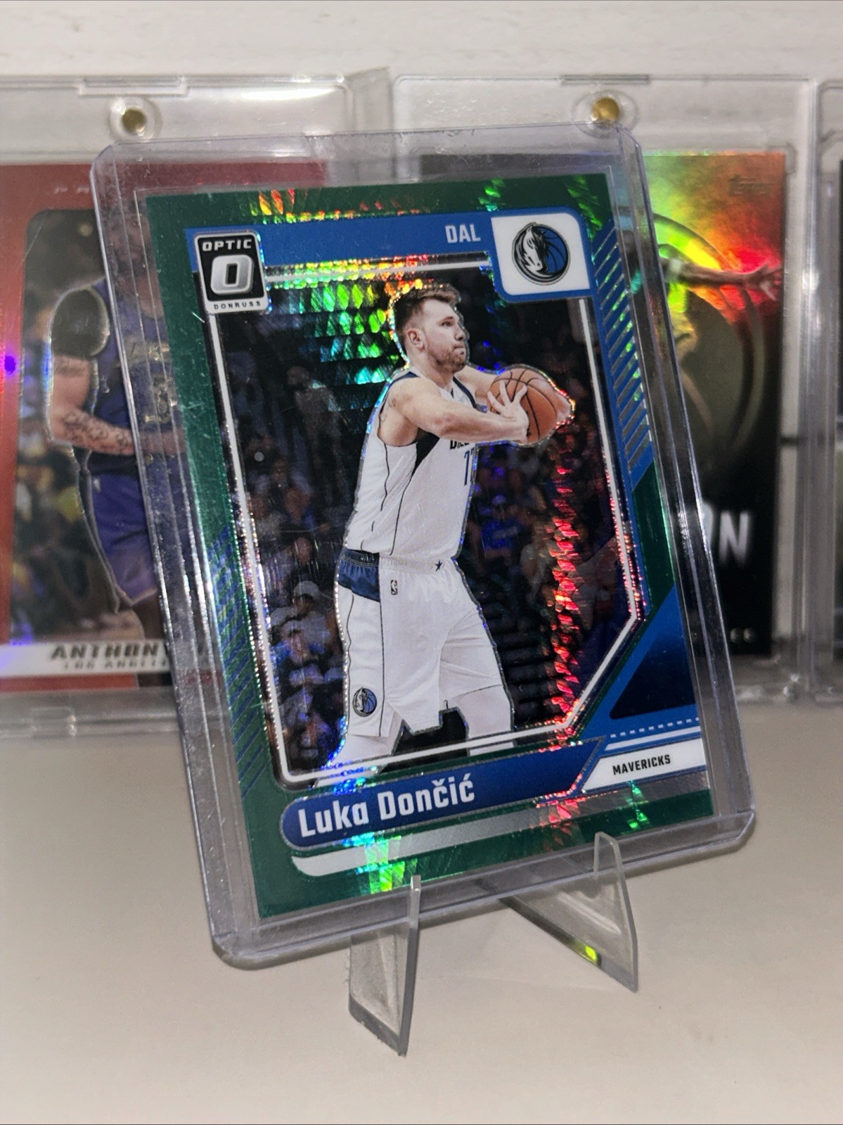 Luka Doncic 2024-25 Donruss Optic Hyper Green #214 Mavericks Color Match #/249