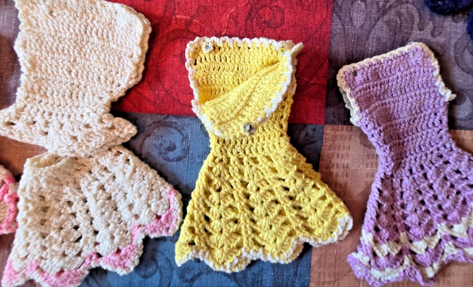 Vintage Lot of 1960's Dolls Clothes Barbie Skipper Tammy Liddle Kiddles Pee Wee - Image 2 of 4