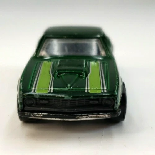 Camaro HotWheels '69 2010 COPO - verde fundido a presión 1:64 (R4-30) Foto 3 de 4
