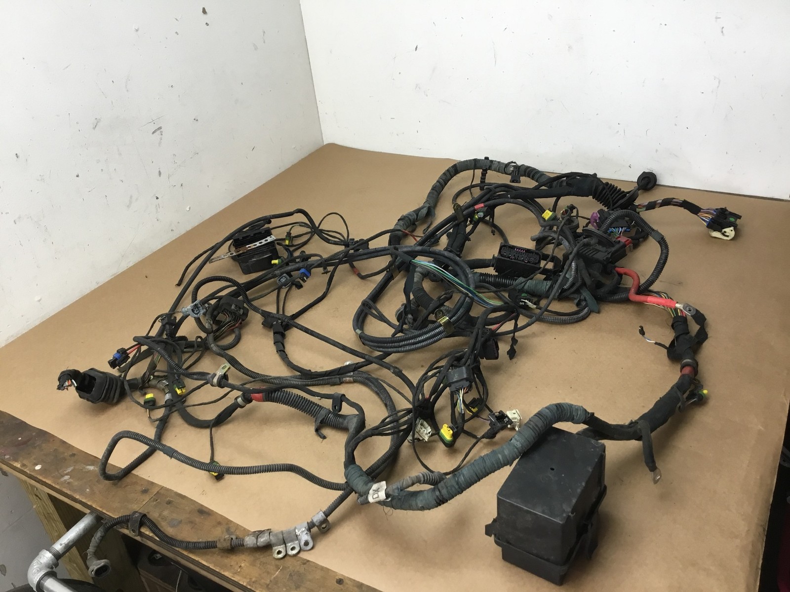 Maserati Coupe GT 2003 4.2L RWD Engine Bay Loom Wire Wiring Harness 02-06 ;:Y
