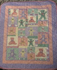 Pastel Teddy Bears - Baby Quilt - Handmade. 34  X40  . Preowned