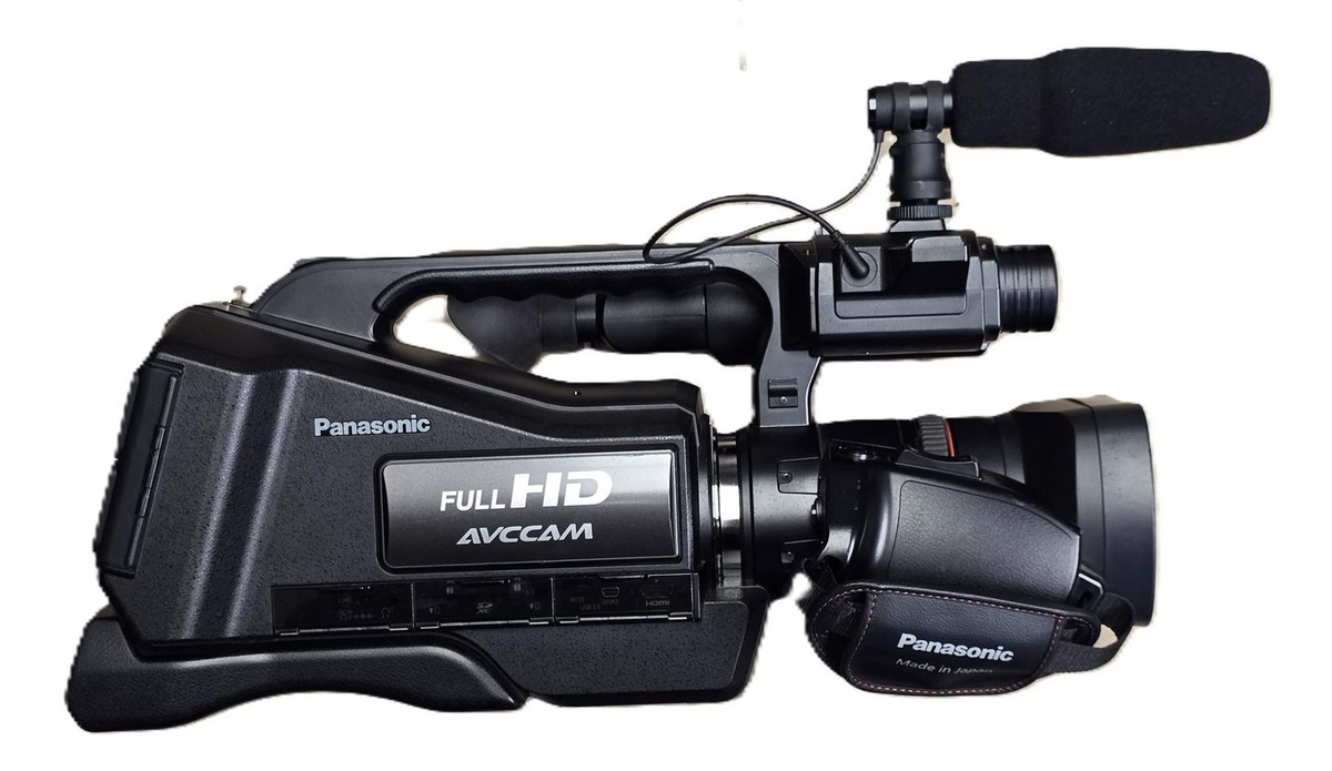 PANASONIC AG-AC8P AVCCAM LCD CAMCORDER | eBay