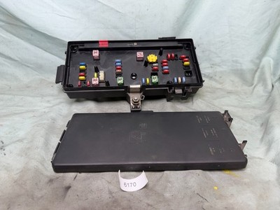 2008 Dodge Ram 1500 Fuse Relay Box Integrated Power Module TIPM P68028002AC