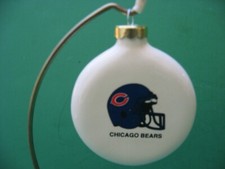 AWESOME 3 IN ROUND CERAMIC CHICAGO BEARS CHRISTMAS TREE ORNAMENT MADE IN USA!!