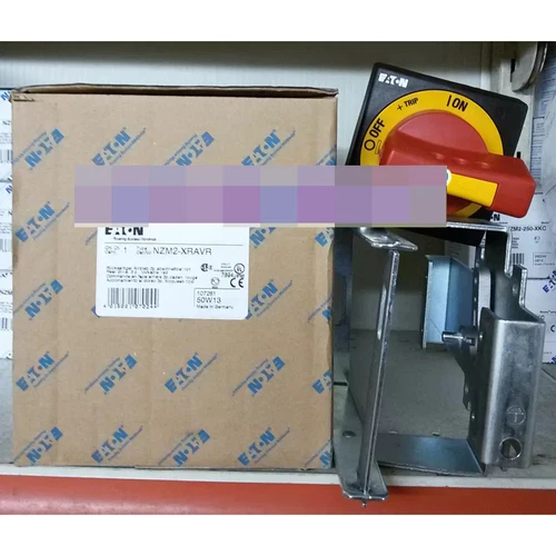 1PC New Eaton Moeller NZM2-XRAVR Free Shipping NZM2XRAVR