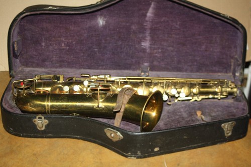 Vintage 1920 Buescher True Tone Low Pitch Alto Saxophone w Case SN 66336 G2U