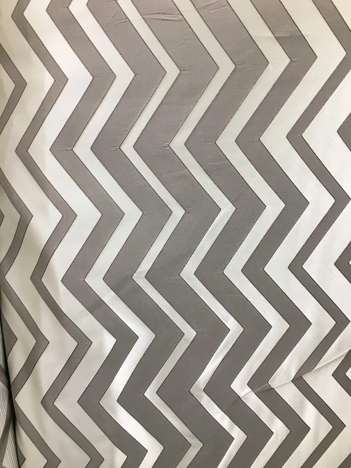 Tela para cortinas de tapicería brocado en zigzag BEIGE MARRÓN CLARO (54 pulgadas) Vendido por Foto 2 de 4