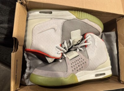 NIKE AIR YEEZY 2 NRG PURE PLATINUM イージー Nike Air Yeezy 2 NRG 'Pure Platinum' — Kick Game