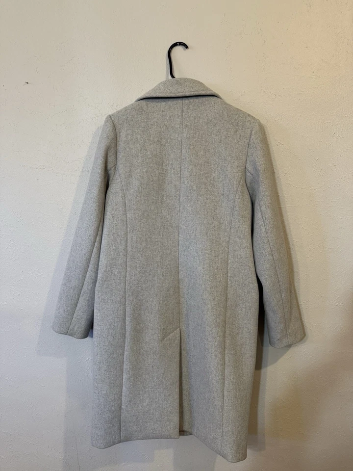 Abercrombie & Fitch Women’s Wool Blend Gray Double Breasted Long Pea Coat Sz M - Image 2 of 4