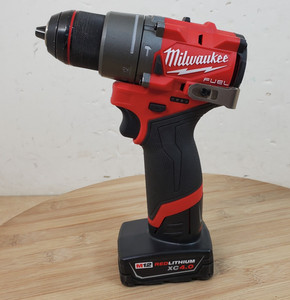Milwaukee 1/2" 12v Brushless Cordless Hammer Drill Driver 3404-20 + 4.0 Ah Batt.