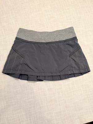 RARE Lululemon Size 6 Run Reflection Skirt Skort Grey On Grey Vintage EUC