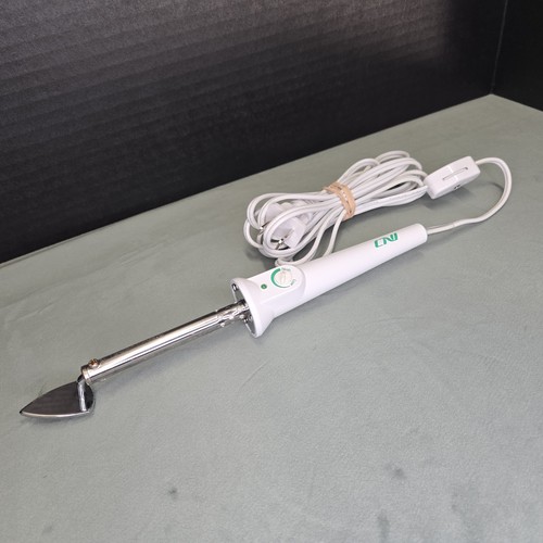 Clover Mini Iron MCI-900 Needlecraft Quilting Sewing Applique Craft Tool Works
