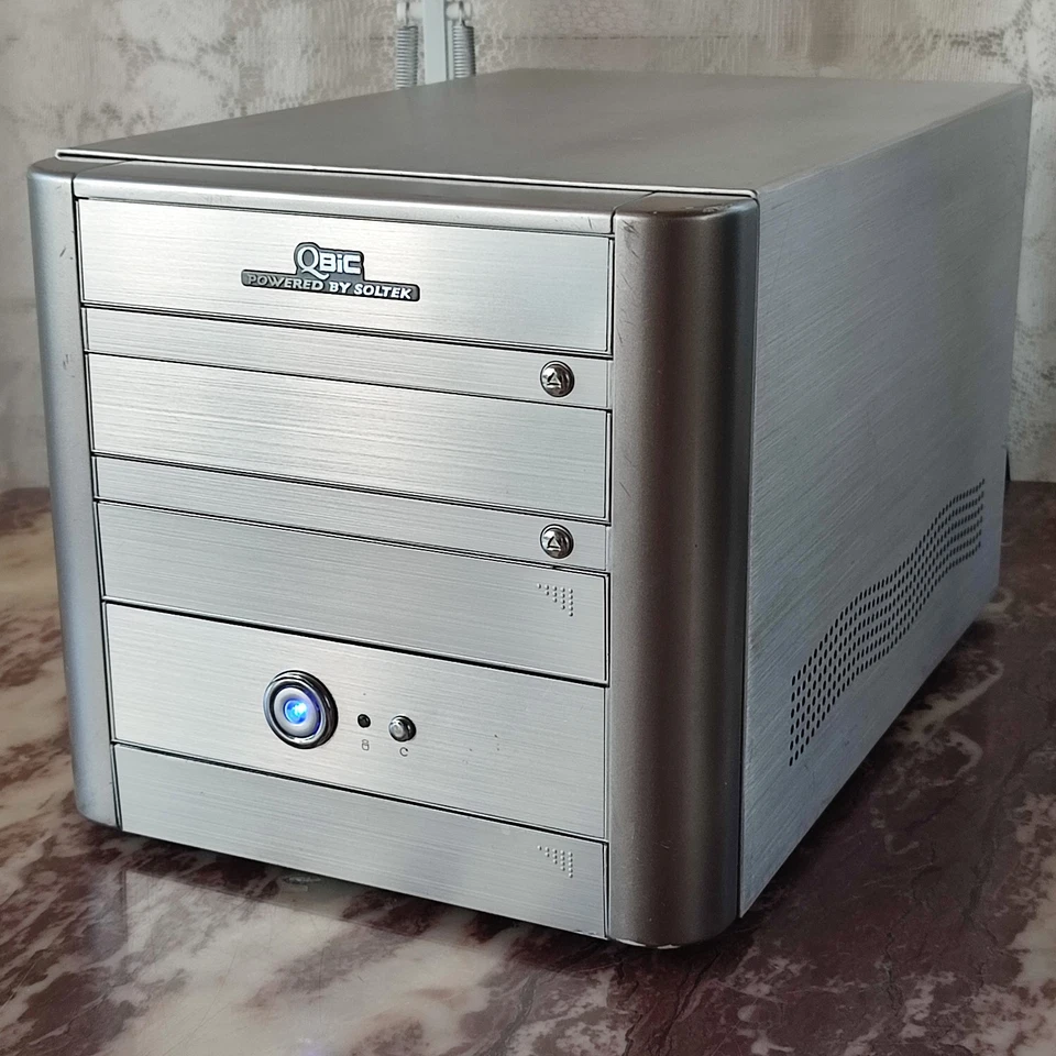 Soltek QBIC Retro Windows XP Mini PC - Image 2 of 4